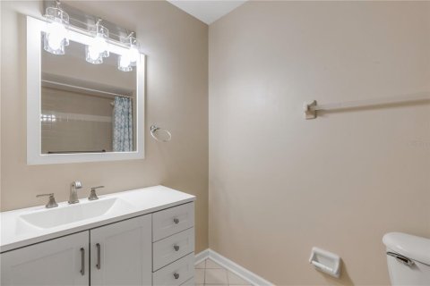 House in Edgewater, Florida 3 bedrooms, 159.98 sq.m. № 2316583 - photo 13