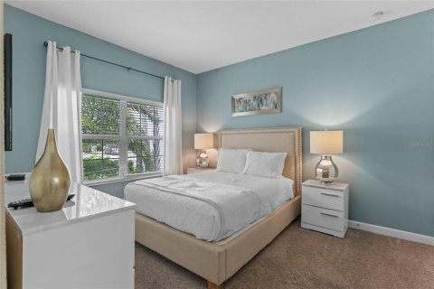 Townhouse in STOREY LAKE in Kissimmee, Florida 4 bedrooms, 177.81 sq.m. № 1821193 - photo 11