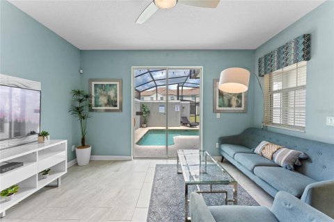 Townhouse in STOREY LAKE in Kissimmee, Florida 4 bedrooms, 177.81 sq.m. № 1821193 - photo 22