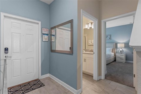 Townhouse in STOREY LAKE in Kissimmee, Florida 4 bedrooms, 177.81 sq.m. № 1821193 - photo 3