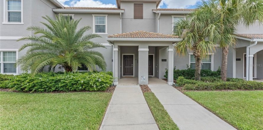 Townhouse in STOREY LAKE in Kissimmee, Florida 4 bedrooms, 177.81 sq.m. № 1821193
