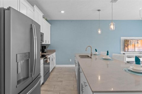 Townhouse in STOREY LAKE in Kissimmee, Florida 4 bedrooms, 177.81 sq.m. № 1821193 - photo 19