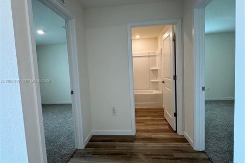 Villa ou maison à louer à Ocala, Floride: 4 chambres № 2385295 - photo 10