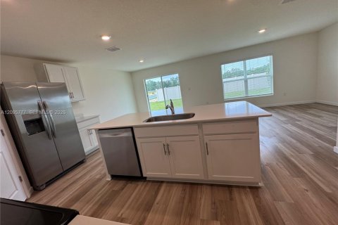 Villa ou maison à louer à Ocala, Floride: 4 chambres № 2385295 - photo 6
