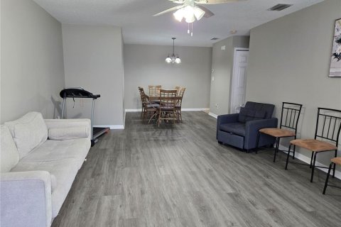 Condo in Winter Park, Florida, 1 bedroom  № 1689831 - photo 2
