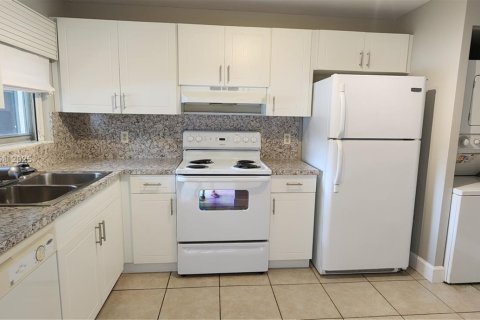 Condo in Davie, Florida, 1 bedroom  № 1954221 - photo 8