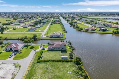 Terreno en venta en Cape Coral, Florida № 1812589 - foto 5