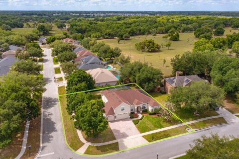 Villa ou maison à vendre à Apopka, Floride: 5 chambres, 277.22 m2 № 2413924 - photo 30
