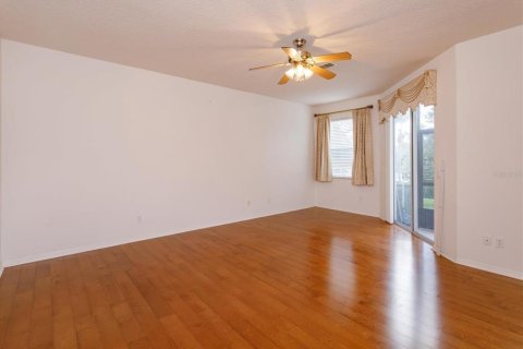 Villa ou maison à vendre à Apopka, Floride: 5 chambres, 277.22 m2 № 2413924 - photo 12