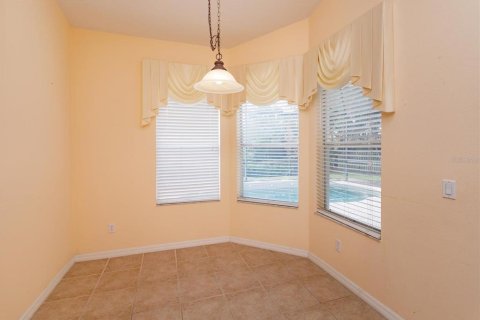 Villa ou maison à vendre à Apopka, Floride: 5 chambres, 277.22 m2 № 2413924 - photo 11