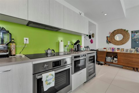 Купить кондоминиум в Майами, Флорида 1 комната, 77.39м2, № 2089023 - фото 11