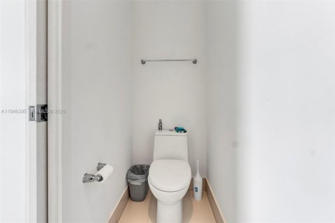 Купить кондоминиум в Майами, Флорида 1 комната, 77.39м2, № 2089023 - фото 14