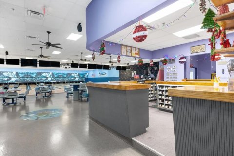 Immobilier commercial à vendre à Orlando, Floride: 1741.92 m2 № 1722507 - photo 13