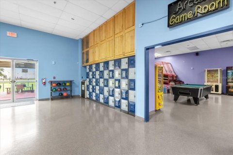 Immobilier commercial à vendre à Orlando, Floride: 1741.92 m2 № 1722507 - photo 12