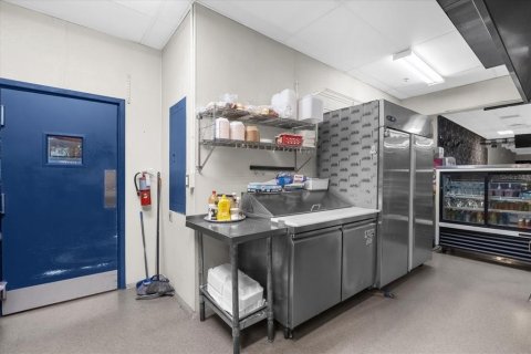 Immobilier commercial à vendre à Orlando, Floride: 1741.92 m2 № 1722507 - photo 29