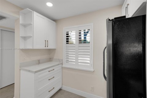 Condominio en venta en Plantation, Florida, 2 dormitorios, 87.33 m2 № 1995809 - foto 11