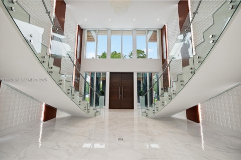 Casa en venta en Pinecrest, Florida, 8 dormitorios, 942.96 m2 № 1984220 - foto 5