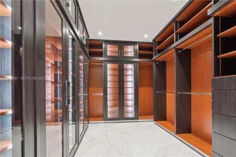 Casa en venta en Pinecrest, Florida, 8 dormitorios, 942.96 m2 № 1984220 - foto 23