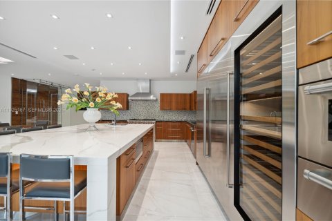 Casa en venta en Pinecrest, Florida, 8 dormitorios, 942.96 m2 № 1984220 - foto 11