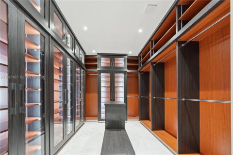 Casa en venta en Pinecrest, Florida, 8 dormitorios, 942.96 m2 № 1984220 - foto 24