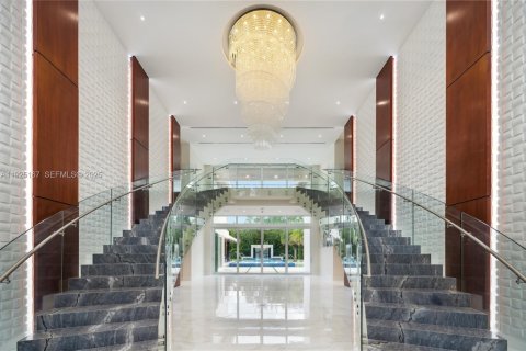 Casa en venta en Pinecrest, Florida, 8 dormitorios, 942.96 m2 № 1984220 - foto 7