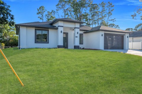 Casa en venta en Lehigh Acres, Florida, 3 dormitorios № 1982812 - foto 2