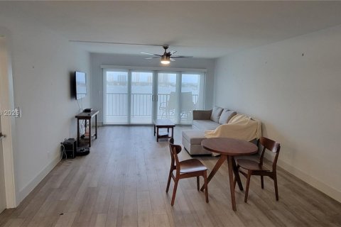 Copropriété à louer à Riviera Beach, Floride: 2 chambres, 133.78 m2 № 1920784 - photo 7