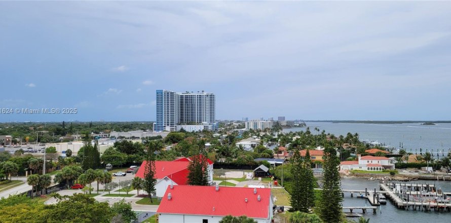 Condo à Riviera Beach, Floride, 2 chambres № 1920784