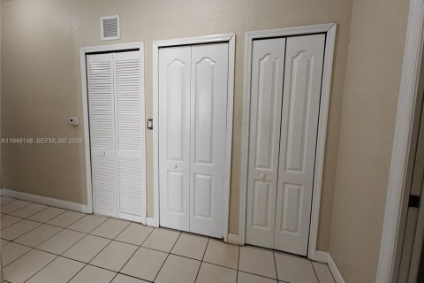 Купить кондоминиум в Хомстед, Флорида 3 спальни, 108.32м2, № 2004184 - фото 25