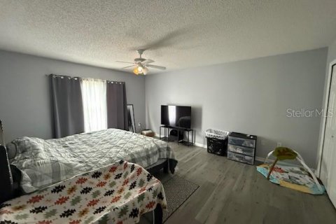 Casa en alquiler en Kissimmee, Florida, 4 dormitorios, 264.4 m2 № 1899903 - foto 19