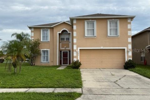 Casa en alquiler en Kissimmee, Florida, 4 dormitorios, 264.4 m2 № 1899903 - foto 1
