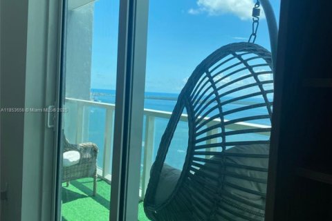 Condominio en venta en Miami, Florida, 58.71 m2 № 2012618 - foto 23