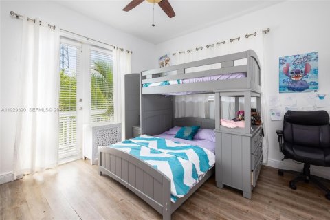 House in Tavernier, Florida 4 bedrooms, 291.71 sq.m. № 1987757 - photo 30