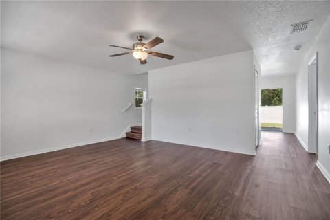 House in Riverview, Florida 4 bedrooms, 137.59 sq.m. № 2208653 - photo 9