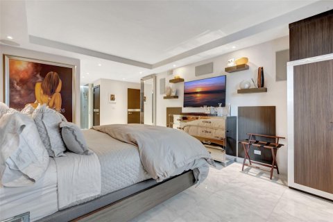 Copropriété à louer à Miami Beach, Floride: 2 chambres, 114.27 m2 № 2365217 - photo 16