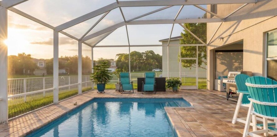 Casa en Port St. Lucie, Florida 3 dormitorios, 262.73 m2 № 2382813