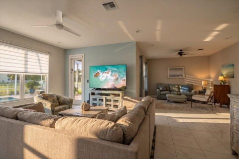 Casa en venta en Port St. Lucie, Florida, 3 dormitorios, 262.73 m2 № 2382813 - foto 3