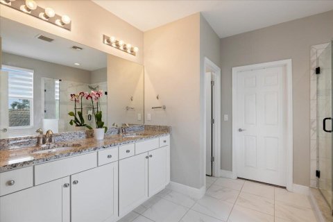 Casa en venta en Port St. Lucie, Florida, 3 dormitorios, 262.73 m2 № 2382813 - foto 9