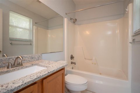 Condominio en alquiler en Gainesville, Florida, 2 dormitorios, 109.25 m2 № 2231811 - foto 15
