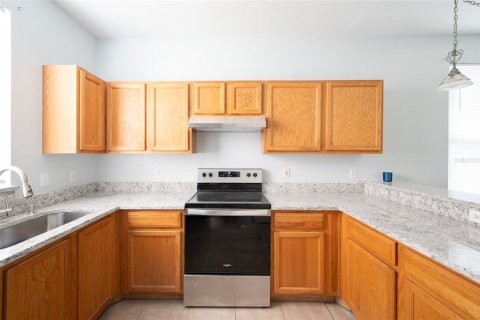 Condominio en alquiler en Gainesville, Florida, 2 dormitorios, 109.25 m2 № 2231811 - foto 8