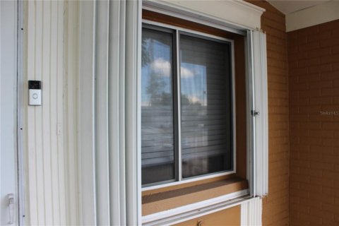 House in New Port Richey, Florida 3 bedrooms, 118.17 sq.m. № 1908925 - photo 24