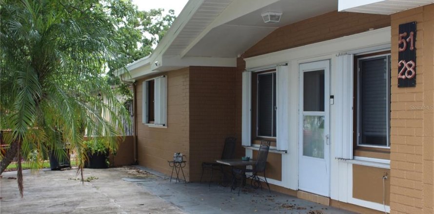Casa en New Port Richey, Florida 3 dormitorios, 118.17 m2 № 1908925