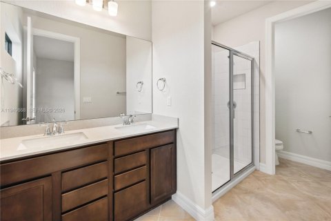 Adosado en venta en Oakland Park, Florida, 3 dormitorios, 162.95 m2 № 1997753 - foto 6