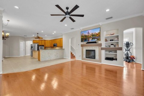 House in Fish Hawk, Florida 4 bedrooms, 408.77 sq.m. № 2152225 - photo 21