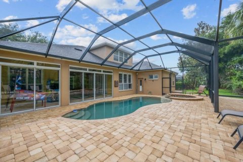 House in Fish Hawk, Florida 4 bedrooms, 408.77 sq.m. № 2152225 - photo 2