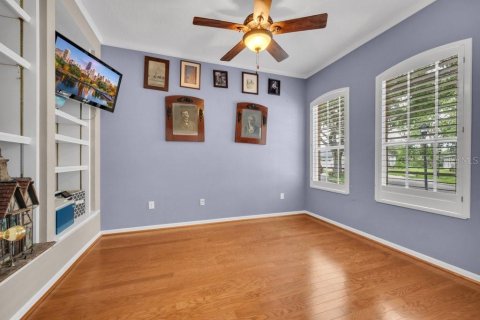 House in Fish Hawk, Florida 4 bedrooms, 408.77 sq.m. № 2152225 - photo 5