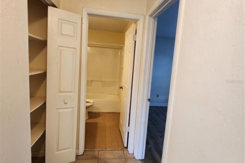 Apartment in Gainesville, Florida 2 bedrooms, 77.76 sq.m. № 2234465 - photo 15