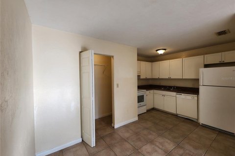 Apartment in Gainesville, Florida 2 bedrooms, 77.76 sq.m. № 2234465 - photo 5