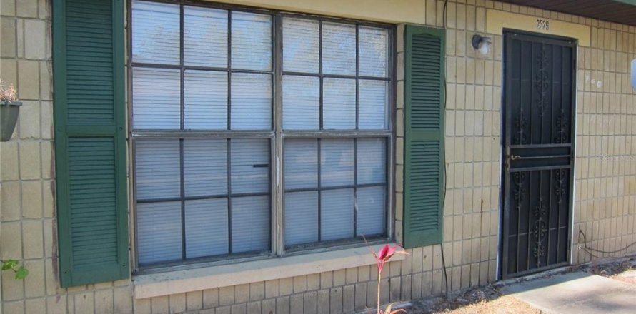 Apartment in Gainesville, Florida 2 bedrooms, 77.76 sq.m. № 2234465