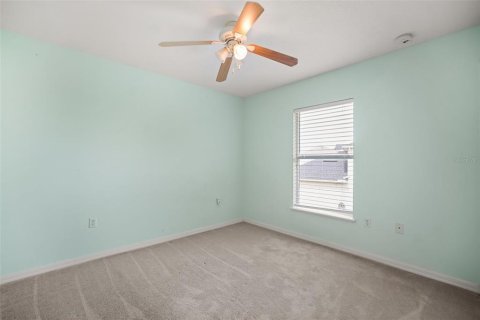 Villa ou maison à vendre à Mascotte, Floride: 4 chambres, 290.23 m2 № 2355866 - photo 13